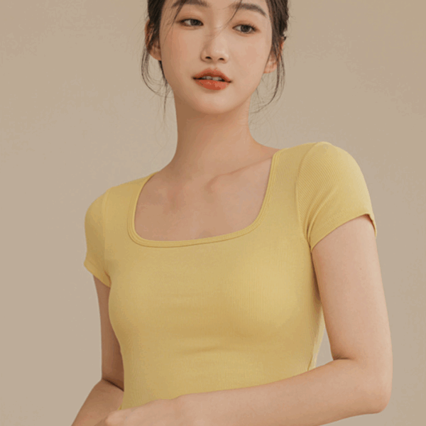 方領長版胸墊上衣