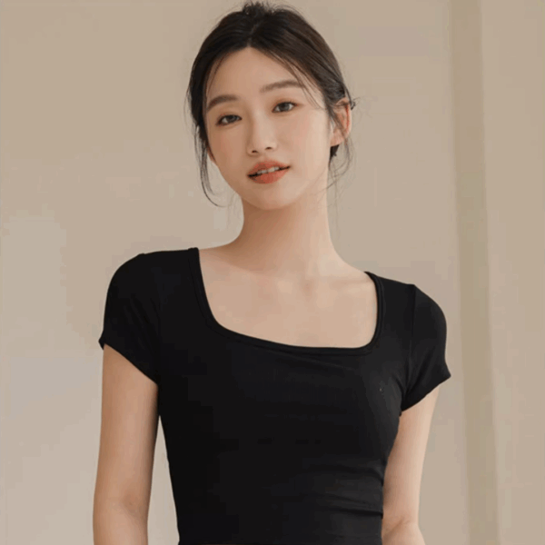 方領長版胸墊上衣